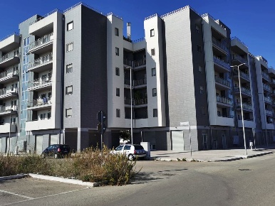 Foto Negozio in Via Stefano Cavaliere 21, Foggia Salice Nuovo di 1 m²