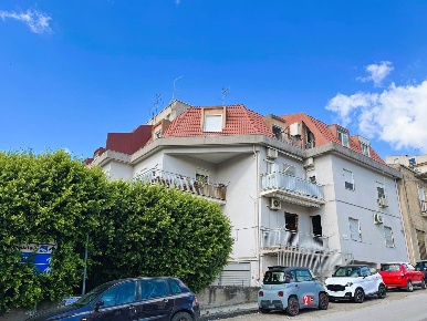Foto Appartamento in Via Luigi Pirandello 12, Canicattì di 172 m²