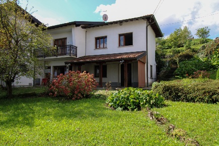 Foto Appartamento in Via Rocco Lurago 46, Alta Valle Intelvi Pellio Intelvi