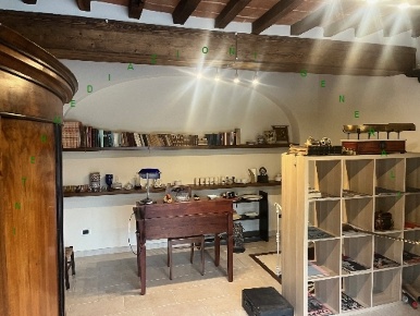 Foto Ufficio in VIA RONTINI 1, Vicchio Centro di 35 m² con 2 locali