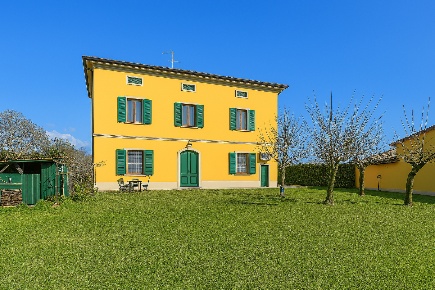 Foto Villa unifamiliare a San Miniato Ponte a Egola, Stibbio di 400 m²
