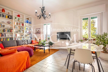 Foto Appartamento a Pontedera Centro di 116 m² con 4 locali in vendita