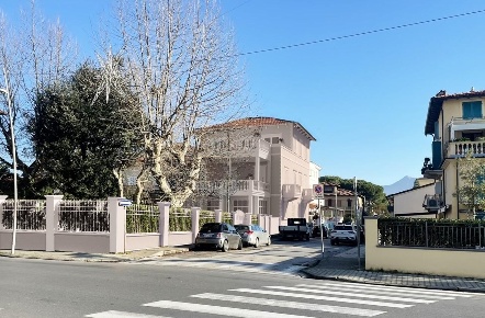 Foto Appartamento a Camaiore Lido di Camaiore di 80 m² con 5 locali