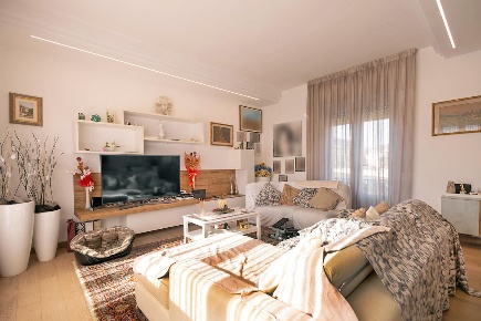 Foto Villa unifamiliare a Vicopisano Uliveto Terme di 230 m² con 7 locali