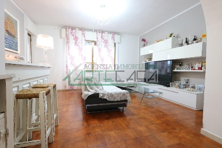 Foto Appartamento a Buti Cascine La Croce di 120 m² con 5 locali in vendita