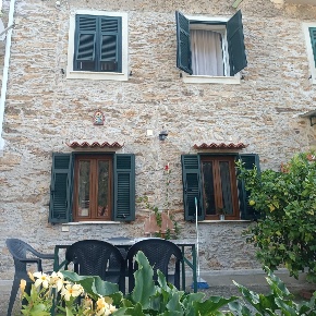 Foto Appartamento a Massa San Carlo - Antona di 114 m² con 5 locali