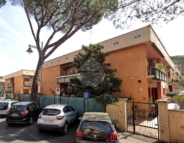 Foto Appartamento in Via Giacomo Brodolini, Ciampino di 105 m² con 3 locali