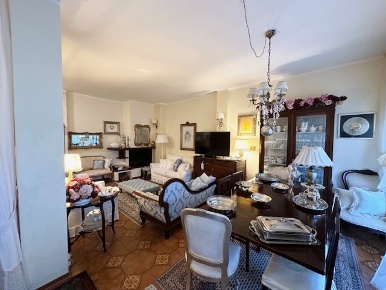 Foto Appartamento a Massarosa Piano di Mommio di 130 m² con 6 locali