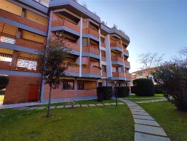 Foto Appartamento a Forte dei Marmi Vittoria Apuana di 100 m² con 5 locali