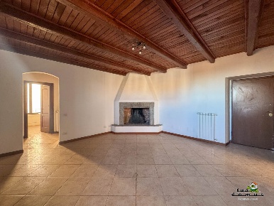 Foto Appartamento a Monterosi di 88 m² con 5 locali in vendita