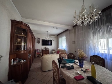 Foto Villa singola a Costa di Rovigo di 130 m² con 5 locali in vendita