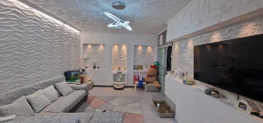 Foto Appartamento a Ameglia Centro di 103 m² con 5 locali in vendita