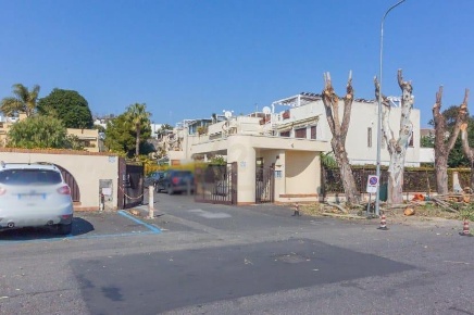 Foto Appartamento in Via Antonello da Messina 57, Aci Castello Centro