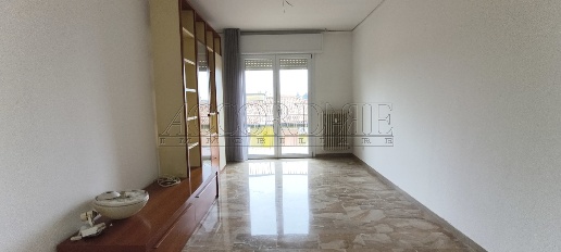 Foto Appartamento in via guizza, Padova di 80 m² con 5 locali in affitto