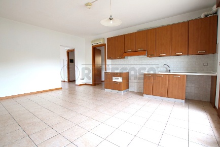 Foto Appartamento in Via Giovanni Falcone, Barbarano Mossano di 90 m²