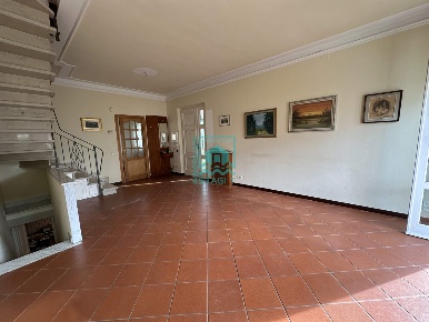 Foto Villa bifamiliare a Camaiore Lido di Camaiore di 140 m² con 8 locali