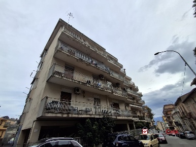 Foto Appartamento in VIA PALERMO, Messina Giostra di 130 m² con 5 locali