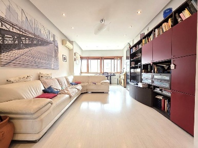 Foto Appartamento a Firenze Novoli di 160 m² con 6 locali in vendita