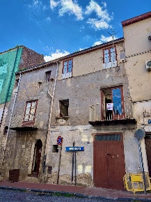 Foto Casa indipendente in via Camillo benso conte di cavour 94, Castelbuono