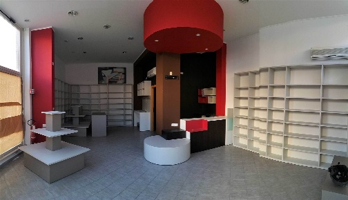 Foto Locale commerciale a Livorno Zola - Galilei di 70 m² con 1 locali