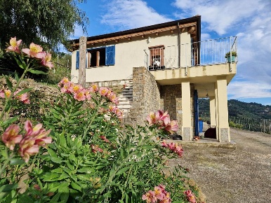 Foto Casa indipendente in VIA FULAVIN, Soldano di 148 m² con 4 locali