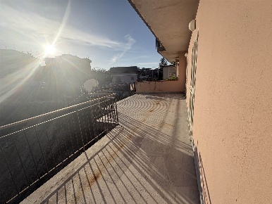 Foto Appartamento in VIA CONTURA, San Pier Niceto Centro di 82 m²