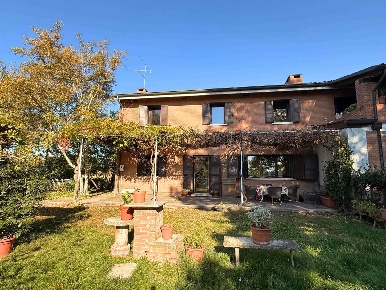Foto Villa bifamiliare in via Sant'Elisabetta  5, Gruaro di 114 m²