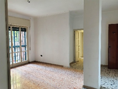 Foto Appartamento a Pozzuoli Porto di 80 m² con 3 locali in affitto