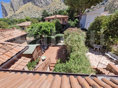 Foto Villa a schiera in delle Naiadi, Palermo Sferracavallo - Barcarello