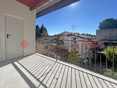 Foto Appartamento in Roma, Arona Centro di 100 m² con 3 locali in vendita