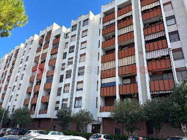 Foto Appartamento in Via Ancona 25, Taranto Solito - Corvisea di 122 m²