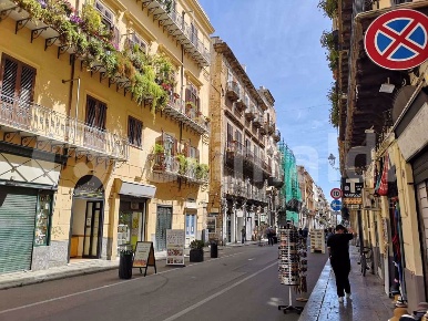 Foto Appartamento in Via SS.Salvatore 34, Palermo Cassaro di 60 m²