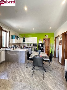 Foto Appartamento a Siena Fuori Porta Romana di 67 m² con 3 locali