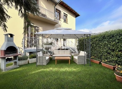 Foto Appartamento in Via Pratese 1, Firenze Peretola di 80 m² con 3 locali