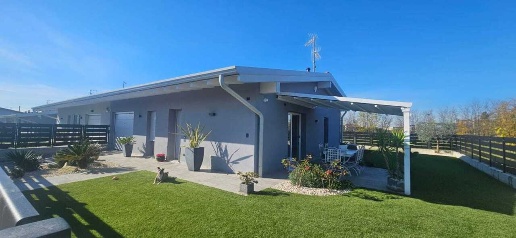 Foto Villa unifamiliare a Montirone di 138 m² con 4 locali in vendita