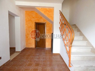 Foto Appartamento a Borgo San Lorenzo Centro di 90 m² con 5 locali
