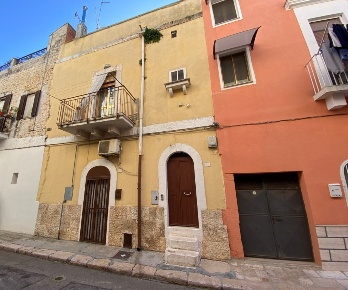 Foto Appartamento in Via Rivoli 28, Casamassima di 80 m² con 3 locali