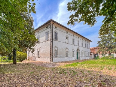 Foto Rustico in Via Giuseppe Garibaldi 7, Corte de' Frati Centro di 1731 m²