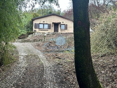 Foto Casa indipendente a Arcola Centro di 64 m² con 4 locali in vendita