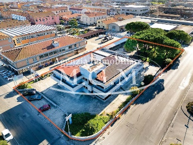 Foto Capannone industriale a Santa Croce sull'Arno Centro di 1164 m²