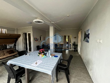 Foto Appartamento a Ameglia di 75 m² con 4 locali in vendita