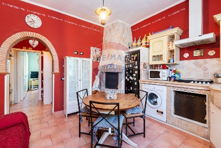 Foto Appartamento in Via Nomentana, Mentana Centro di 43 m² con 2 locali