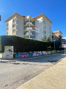 Foto Appartamento in Via Cartesio, Triggiano di 119 m² con 4 locali