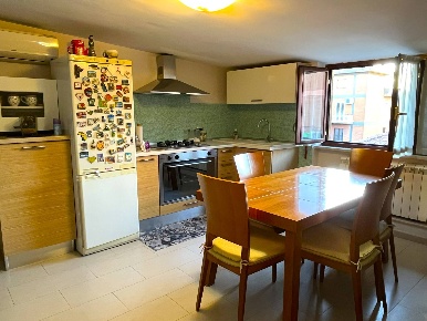 Foto Appartamento in Via Nino Bixio, Monterotondo Centro di 55 m²