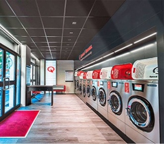 Foto Attività commerciale in Corso vittorio veneto, Osio Sotto di 50 m²