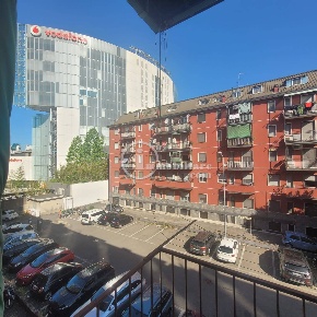 Foto Appartamento in Via Lorenteggio, Milano Inganni di 55 m² con 2 locali