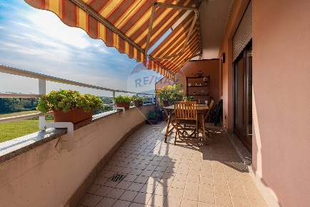 Foto Appartamento in VIA ALBA, Busto Arsizio Sant'Edoardo di 140 m²