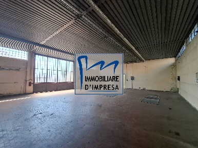 Foto Capannone industriale in Via Trieste, Parma San Leonardo di 375 m²