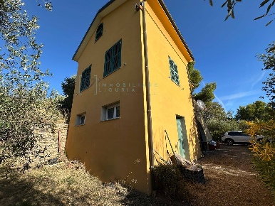 Foto Villa singola in via pineta, Arnasco di 57 m² con 2 locali in vendita