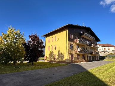 Foto Appartamento in via Gioacchino Rossini, Asiago Centro di 115 m²